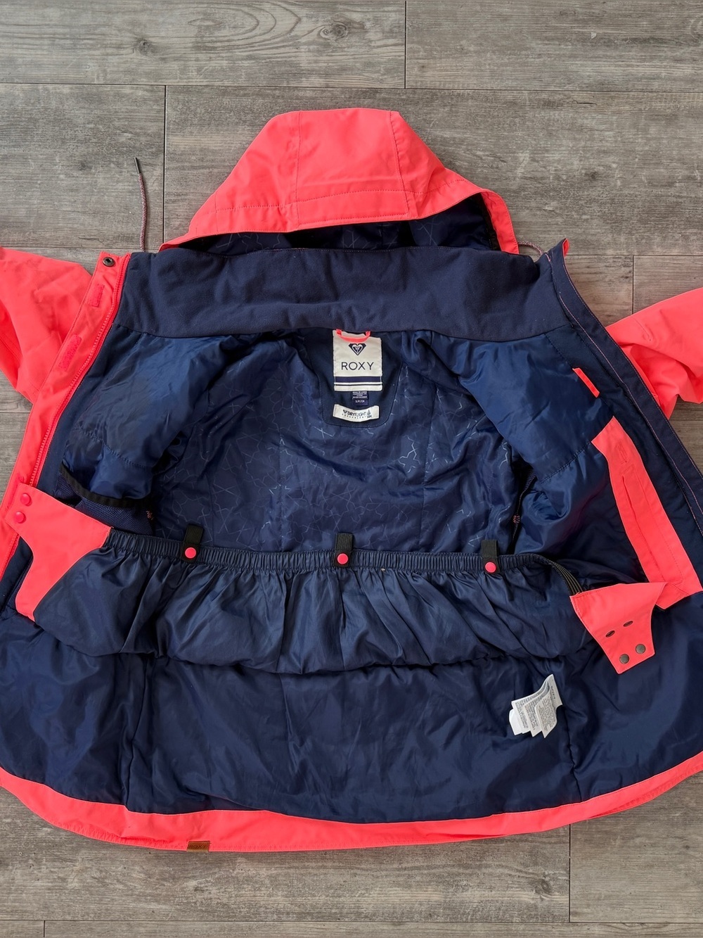 Roxy Hot Pink Barbiecore Hooded Ski Jacket Size S - Picture 3 of 7